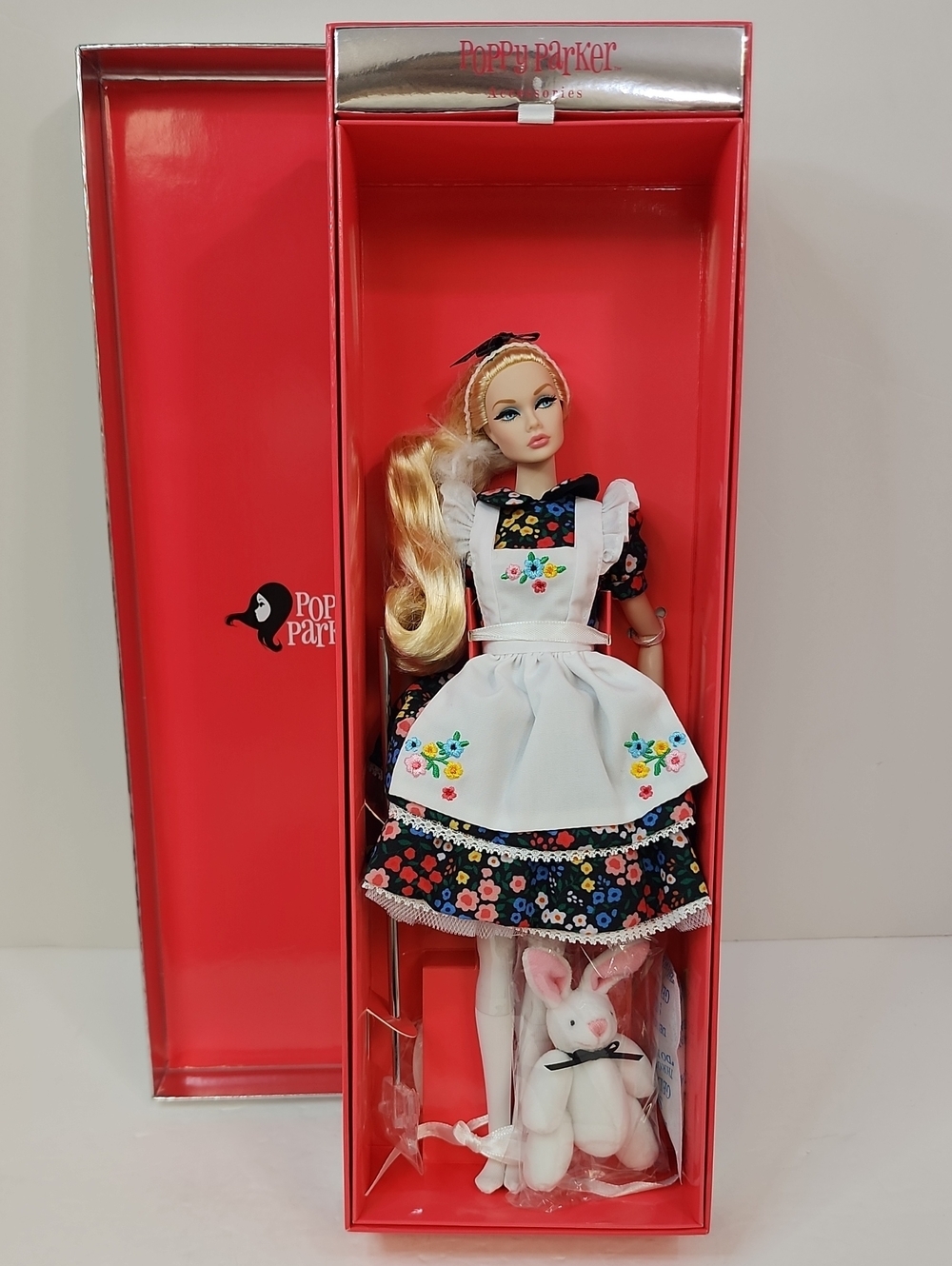 Poppy Parker So Curious W Club Exclusive Integrity Toys 2022 NRFB Alice Inspired